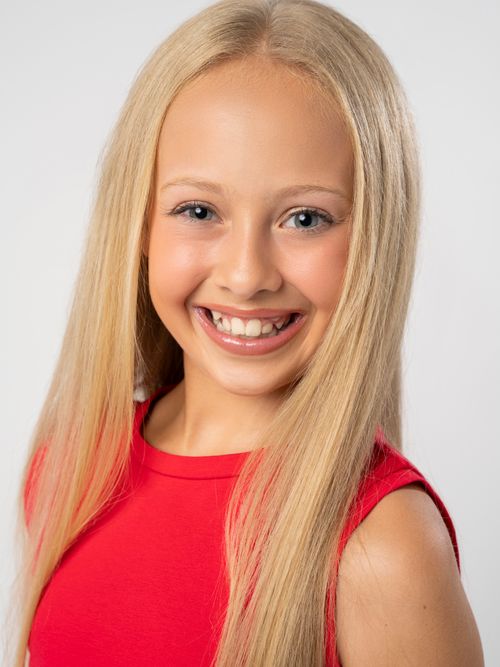 Lainey Christeson