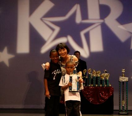 San Mateo, CA - 2/6/2009 - Awards