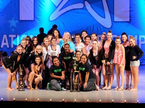 LAS VEGAS, NV NATIONAL FINALS - BLUE ROOM - 7/3/2011 - Awards