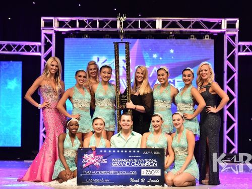 Las Vegas Blue Room Star Showcase - 7/7/2016 - Awards