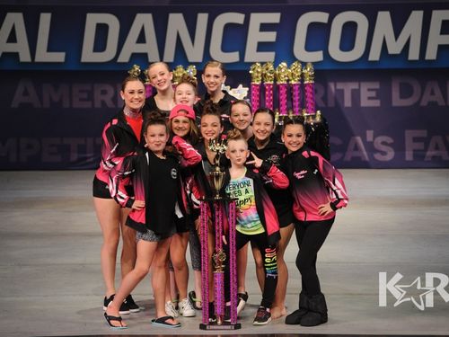 Columbus, OH - 4/7/2017 - Awards