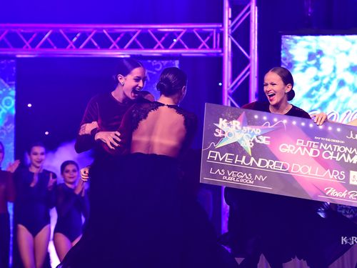 Las Vegas, NV Star Showcase - PURPLE ROOM - 7/5/2019 - Awards