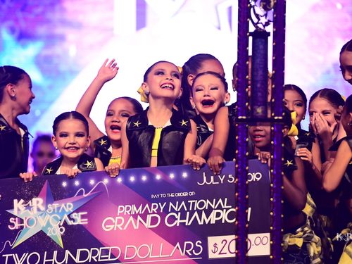 Las Vegas, NV Star Showcase - PURPLE ROOM - 7/5/2019 - Awards