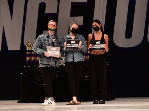 Redondo Beach, CA - 11/12/2021 - Awards