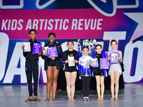 West Palm Beach, FL - 4/7/2022 - Awards