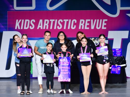 West Palm Beach, FL - 4/7/2022 - Awards