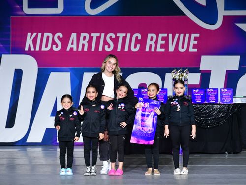 West Palm Beach, FL - 4/7/2022 - Awards