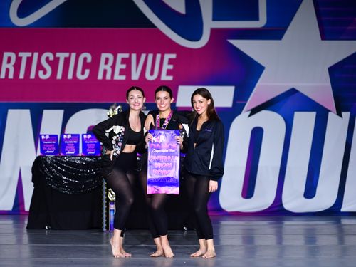 West Palm Beach, FL - 4/7/2022 - Awards