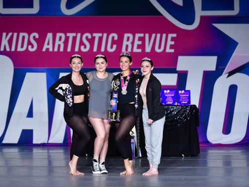 West Palm Beach, FL - 4/7/2022 - Awards