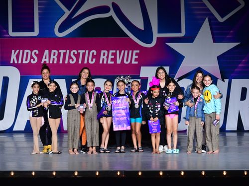 West Palm Beach, FL - 4/7/2022 - Awards