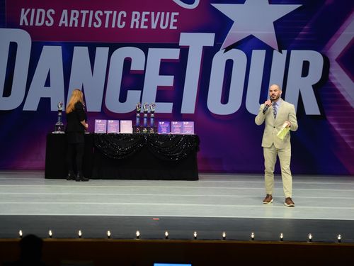 Minneapolis, MN - 4/20/2022 - Awards
