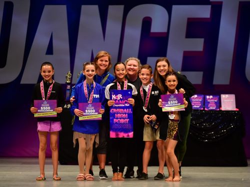 Minneapolis, MN - 5/18/2022 - Awards