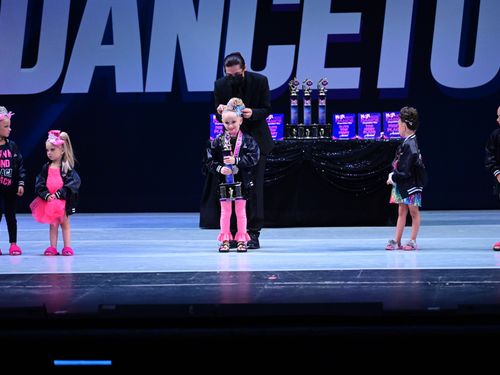 San Gabriel, CA - 5/13/2022 - Awards