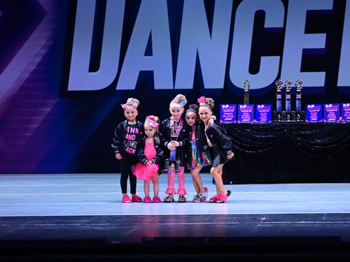 San Gabriel, CA - 5/13/2022 - Awards