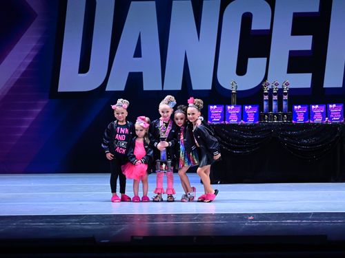 San Gabriel, CA - 5/13/2022 - Awards