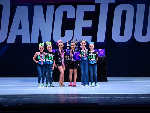San Gabriel, CA - 5/13/2022 - Awards