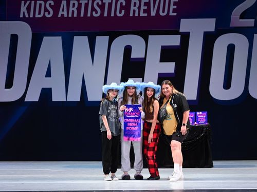 San Gabriel, CA - 5/13/2022 - Awards