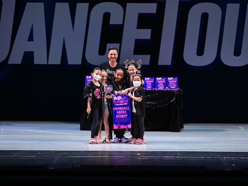 San Gabriel, CA - 5/13/2022 - Awards