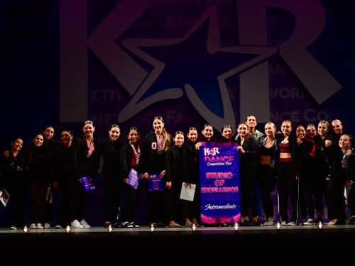 Long Beach, CA - 11/11/2022 - Awards
