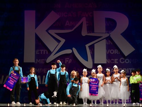 Long Beach, CA - 11/11/2022 - Awards