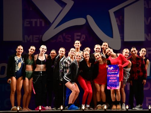 Long Beach, CA - 11/11/2022 - Awards