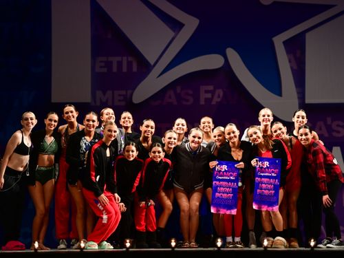Long Beach, CA - 11/11/2022 - Awards