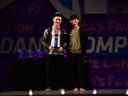 Long Beach, CA - 11/11/2022 - Awards