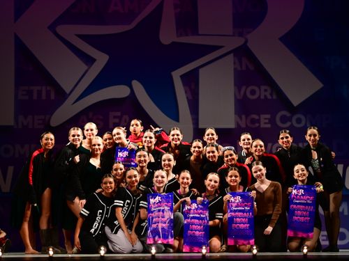 Long Beach, CA - 11/11/2022 - Awards