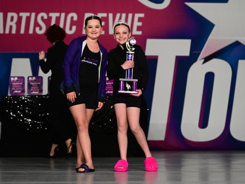 Minneapolis, MN - 4/14/2023 - Awards
