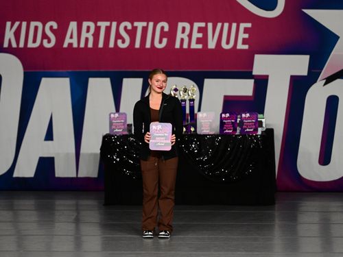 Minneapolis, MN - 4/14/2023 - Awards