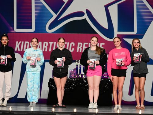 Minneapolis, MN - 4/14/2023 - Awards