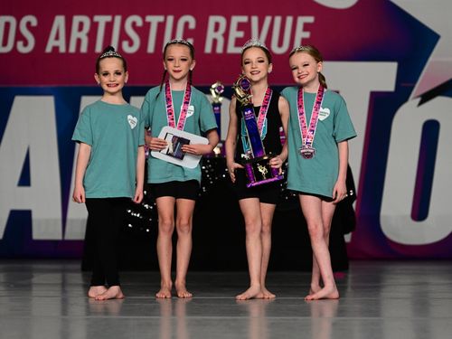 Minneapolis, MN - 4/14/2023 - Awards
