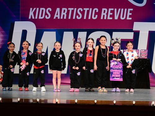 Long Island, NY - 5/12/2023 - Awards