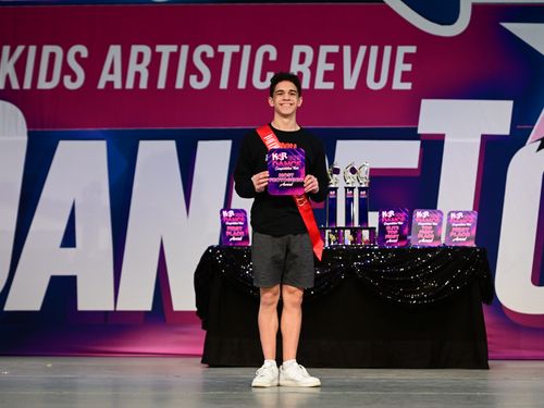 Long Island, NY - 5/12/2023 - Awards