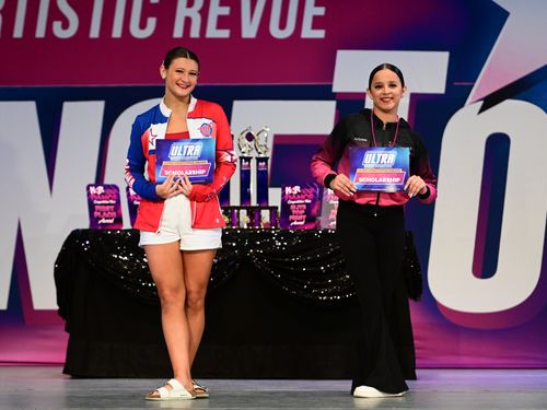 Long Island, NY - 5/12/2023 - Awards
