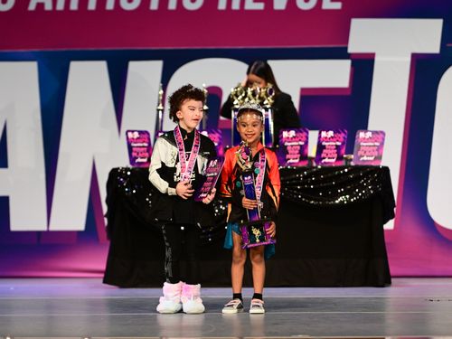 Long Island, NY - 5/12/2023 - Awards