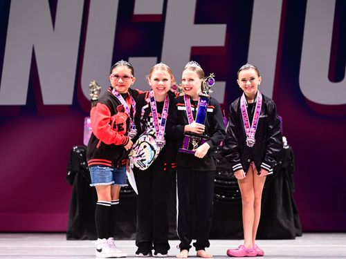 San Gabriel, CA - 4/28/2023 - Awards