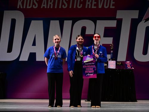 Chicago, IL - 3/8/2024 - Awards