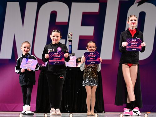 Chicago, IL - 3/8/2024 - Awards