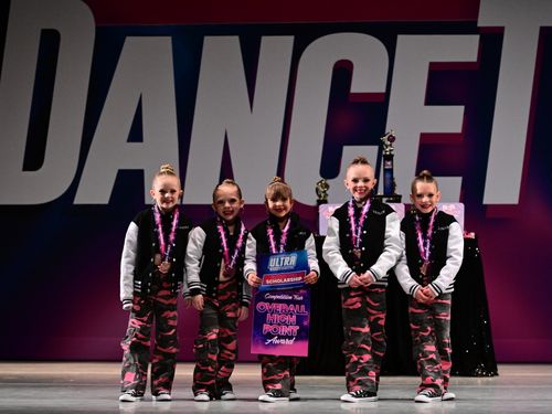 Chicago, IL - 3/8/2024 - Awards