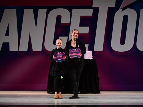 Chicago, IL - 3/8/2024 - Awards