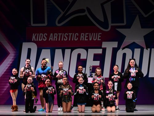 Chicago, IL - 3/8/2024 - Awards