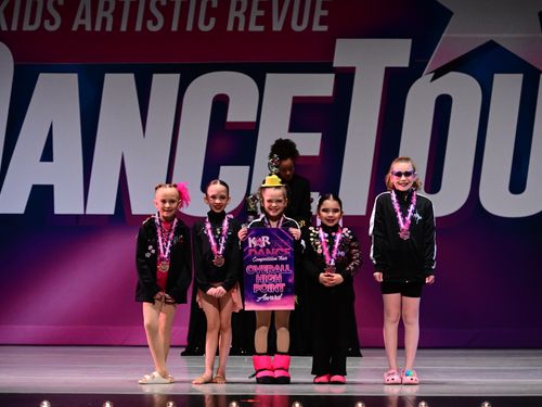 Chicago, IL - 3/8/2024 - Awards