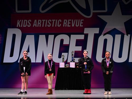 Chicago, IL - 3/8/2024 - Awards