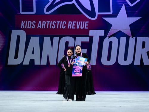 Redondo Beach, CA - 11/15/2024 - Awards
