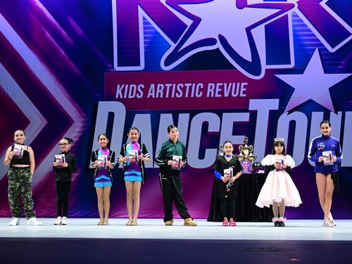 Redondo Beach, CA - 11/15/2024 - Awards
