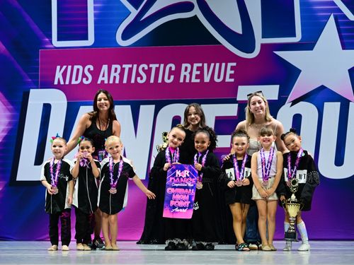 Riverside, CA - Fox Performing Arts Center - 5/30/2025 - Awards