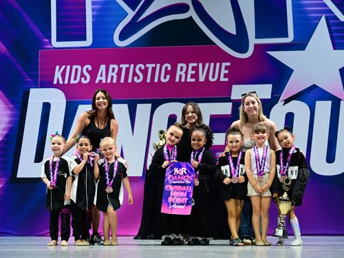 Riverside, CA - Fox Performing Arts Center - 5/30/2025 - Awards