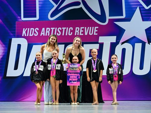 Riverside, CA - Fox Performing Arts Center - 5/30/2025 - Awards