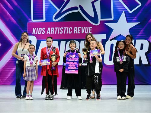 Riverside, CA - Fox Performing Arts Center - 5/30/2025 - Awards